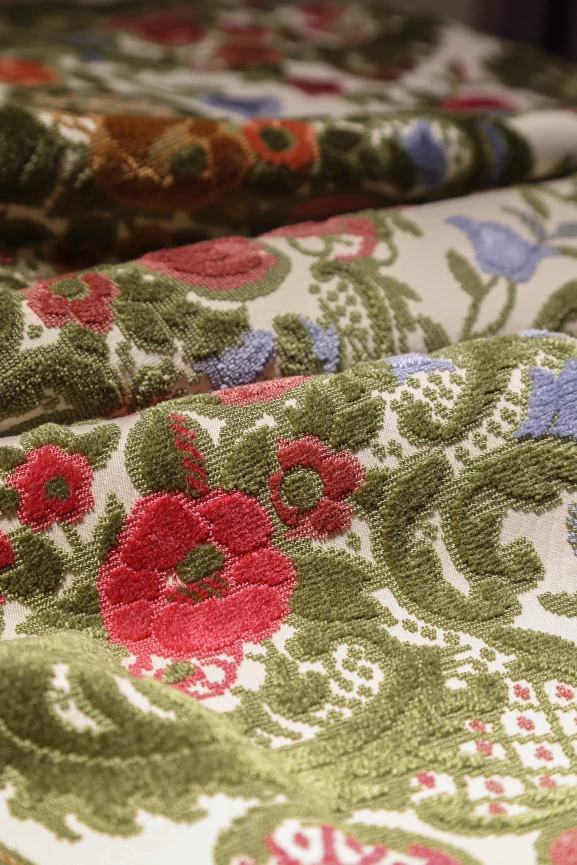 JBL Jacquard Velvet Customization Colorful Floral Free Sample Cut-Pile Fabric Luxury Home Textile para sa Sofa